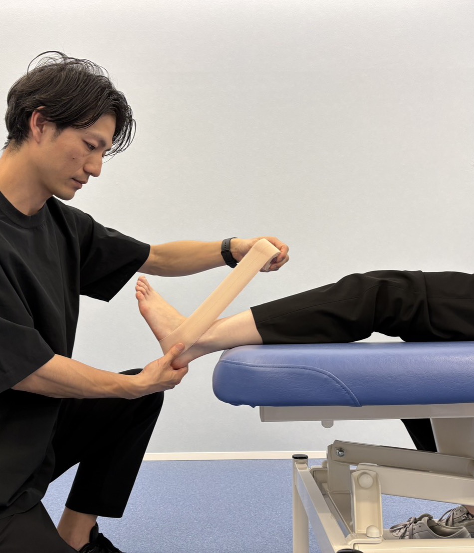 理学療法士による歩行分析の様子